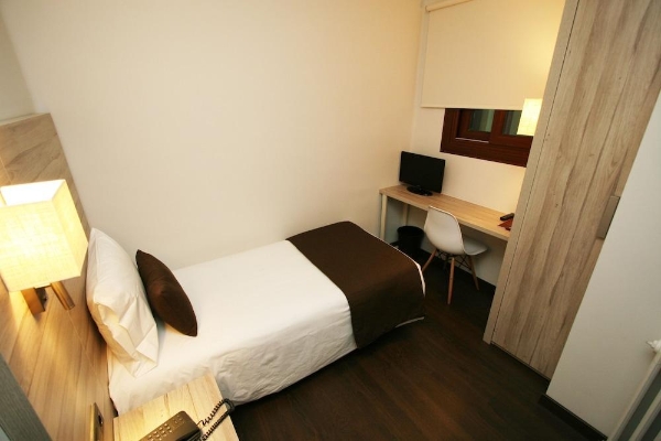 Hotel Pyrénées (Andorra la Vella)